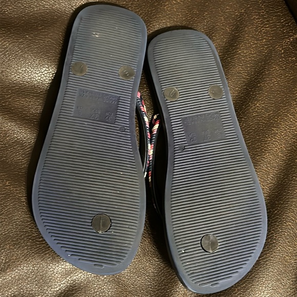 Size 8 flip flops - blue with multicolor straps - Picture 4 of 5